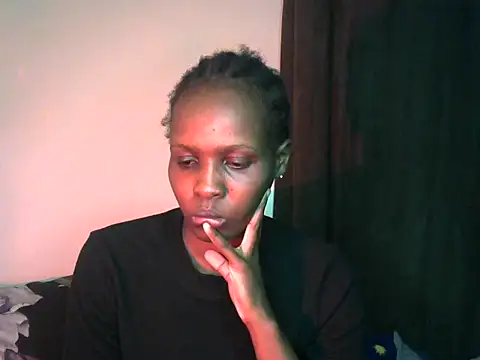 Snapshot of Bella_cute01 chatting on 10.07.25 Bella cute01 online show from 10.07.25