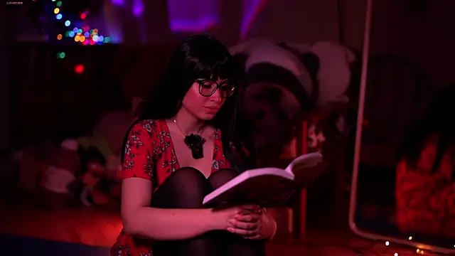 SweetyKitty18 online show from 04.25.26