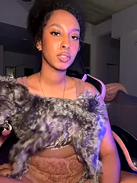 Your Paris online show from 01.08.26