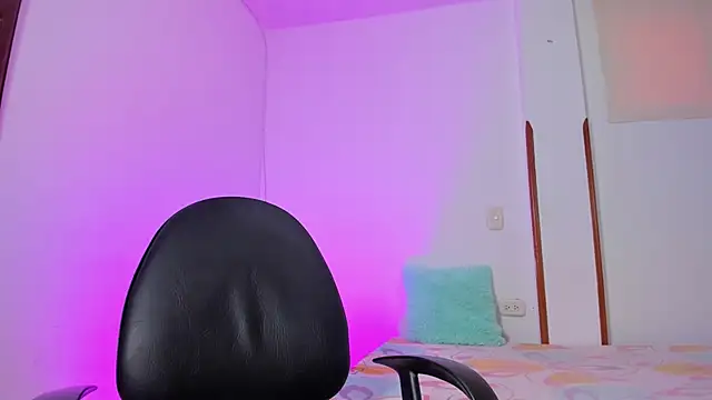 iris torrez  online show from 01.29.25