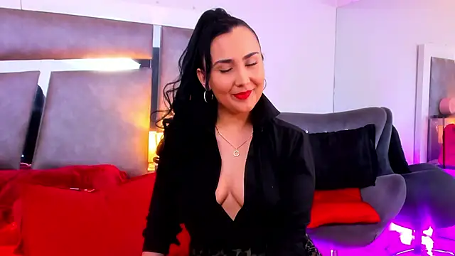 Evangeline Taylorr online show from 02.28.25