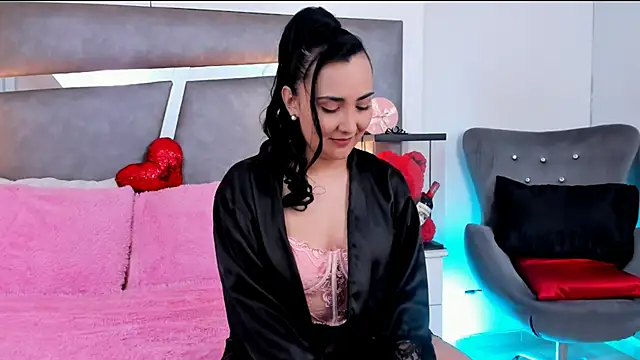 Evangeline Taylorr online show from 03.11.25