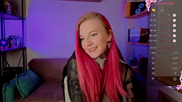 Roxy      online show from 10.04.25