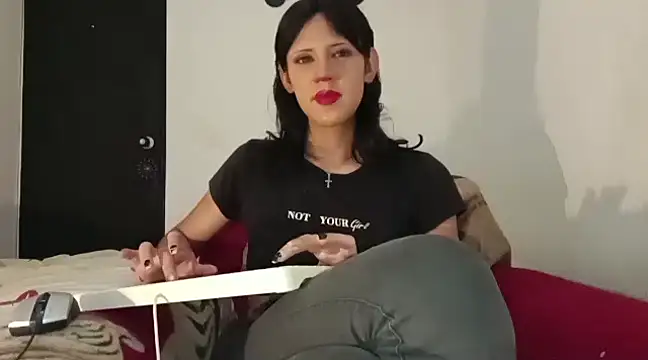 lucydreamm online show from 12.17.24