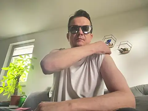 deskriptive online show from 07.05.26