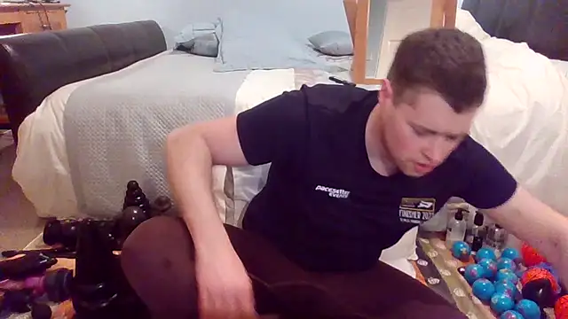 Snapshot of AnalLove1990 chatting on 11.08.25 AnalLove1990 online show from 11.08.25