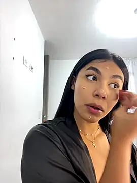 IsabelleFoxx  online show from 12.20.25