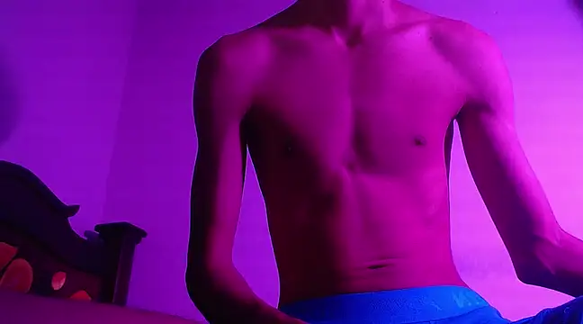 Snapshot of isaaclatino chatting on 01.13.25 isaaclatino online show from 01.13.25