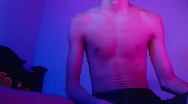 Snapshot of isaaclatino chatting on 01.26.25 isaaclatino online show from 01.26.25