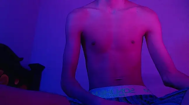 Snapshot of isaaclatino chatting on 01.26.25 isaaclatino online show from 01.26.25