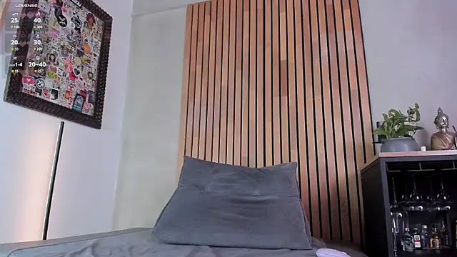 honeyhot69   online show from 04.13.26