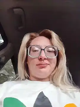 Snapshot of xWhoreAbleX_Pika chatting on 12.02.25 xWhoreAbleX Pika online show from 12.02.25