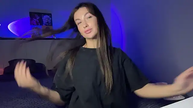 KristalNight online show from 12.12.24