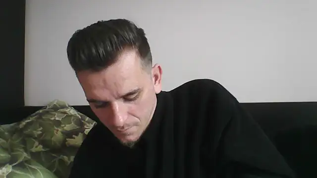 Huge cock22cm online show from 03.02.25