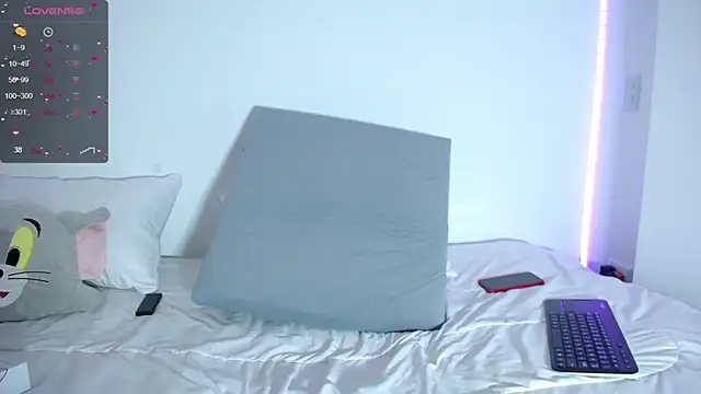 megan bluee23 online show from 12.04.24