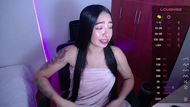 megan bluee23 online show from 02.19.25