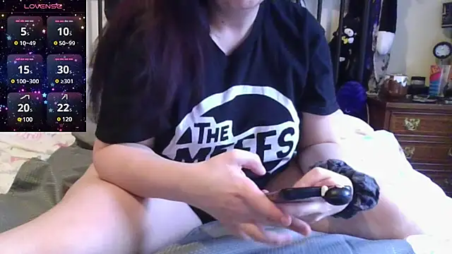 MissKisu online show from 12.04.24