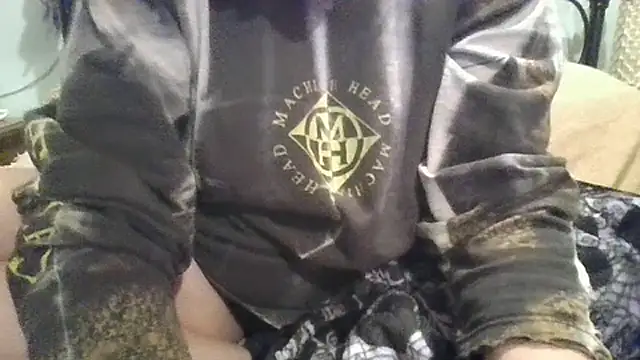 MissKisu online show from 12.03.25