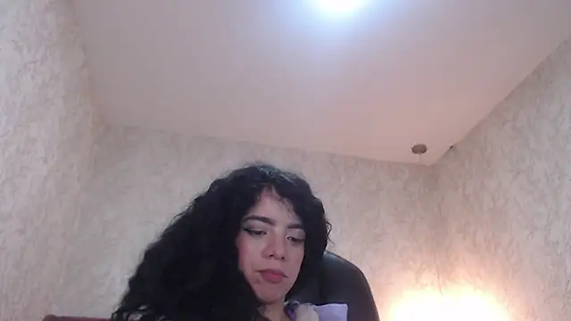 EmmaCowperr online show from 01.08.25