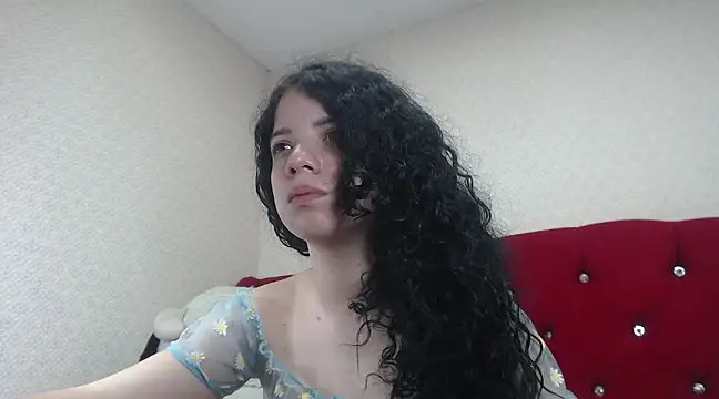 EmmaCowperr online show from 02.11.25