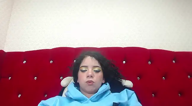 EmmaCowperr online show from 02.11.25