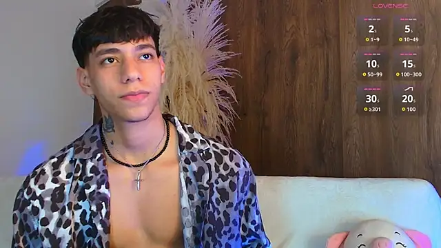 Snapshot of Josep_Davies chatting on 09.19.25 Josep Davies online show from 09.19.25