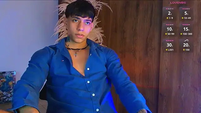 Snapshot of Josep_Davies chatting on 10.10.25 Josep Davies online show from 10.10.25