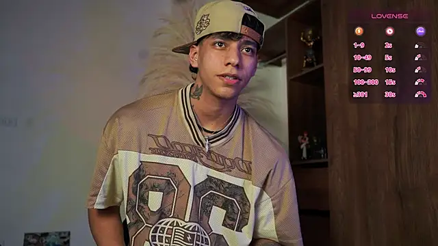 Snapshot of Josep_Davies chatting on 11.08.25 Josep Davies online show from 11.08.25