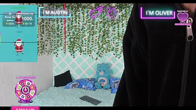 Snapshot of oliverhot2005 chatting on 11.24.25 oliverhot2005 online show from 11.24.25