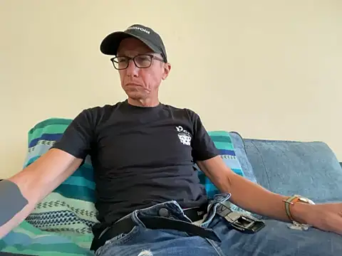 mouser21212 online show from 10.19.25