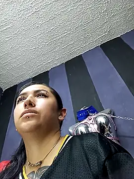 LucyStrike  online show from 02.28.25