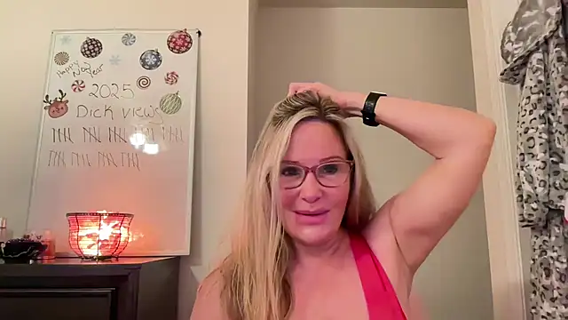 Milf Goddess online show from 01.27.25