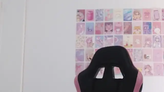 Emily Guerra1 online show from 10.28.25