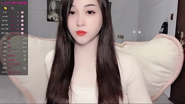 Snapshot of kolll88 chatting on 02.18.25 kolll88 online show from 02.18.25