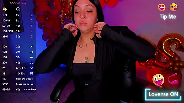 Snapshot of KetziaDoll chatting on 11.12.25 KetziaDoll online show from 11.12.25