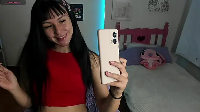 cute roxy online show from 02.28.25