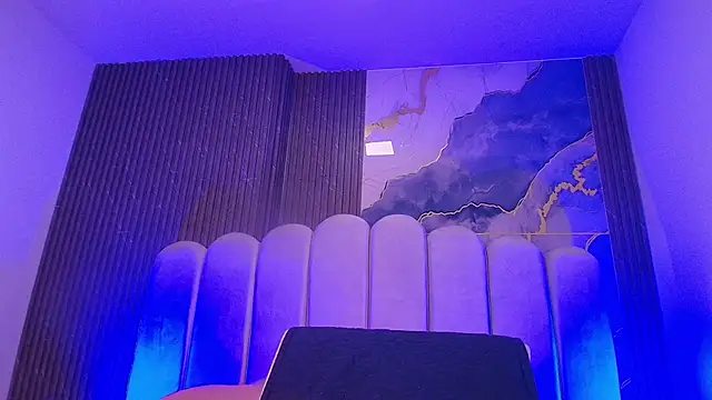 hot dione online show from 01.15.26