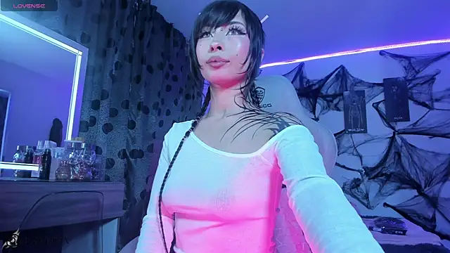 satanbabee online show from 10.03.25