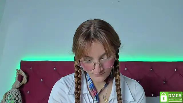 Ruth harvey  online show from 01.06.25