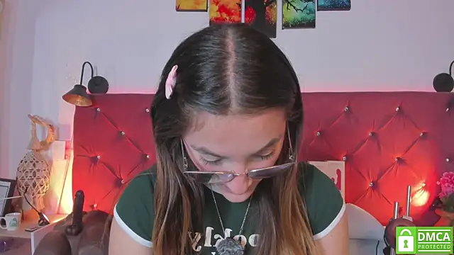 Ruth harvey  online show from 04.06.26