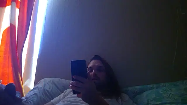 Snapshot of VitaminmanFL chatting on 12.24.24 VitaminmanFL online show from 12.24.24