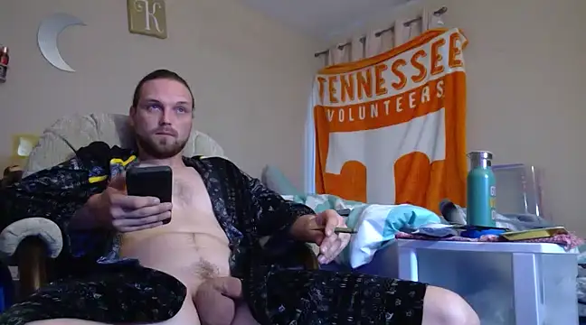 Snapshot of VitaminmanFL chatting on 02.01.25 VitaminmanFL online show from 02.01.25