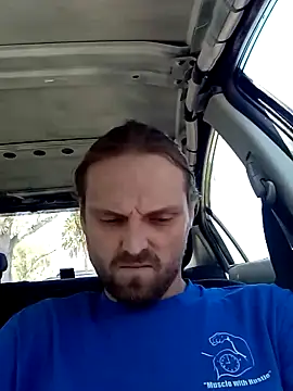 Snapshot of VitaminmanFL chatting on 10.13.25 VitaminmanFL online show from 10.13.25