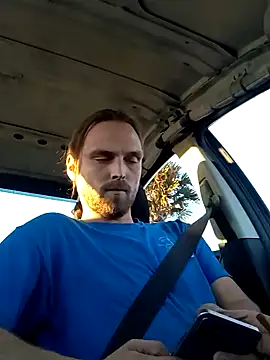 Snapshot of VitaminmanFL chatting on 10.14.25 VitaminmanFL online show from 10.14.25