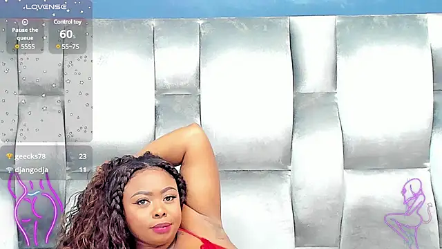 CamilaBenitez online show from 02.07.25