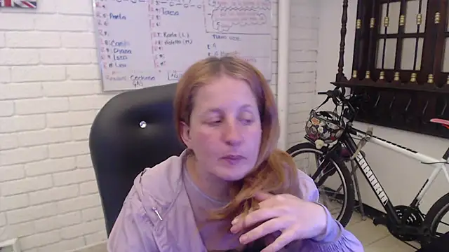 ViioletaMora online show from 02.20.25