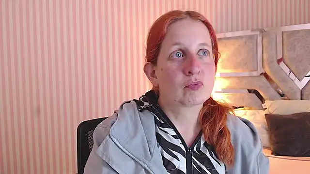 ViioletaMora online show from 03.15.25