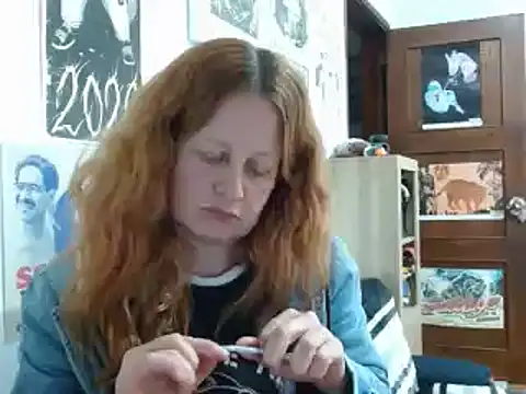 Snapshot of ViioletaMora chatting on 06.19.26 ViioletaMora online show from 06.19.26