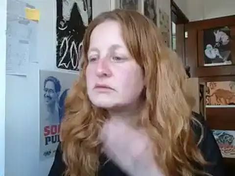 Snapshot of ViioletaMora chatting on 06.26.26 ViioletaMora online show from 06.26.26
