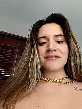 Snapshot of maliciaworld chatting on 02.21.25 maliciaworld online show from 02.21.25